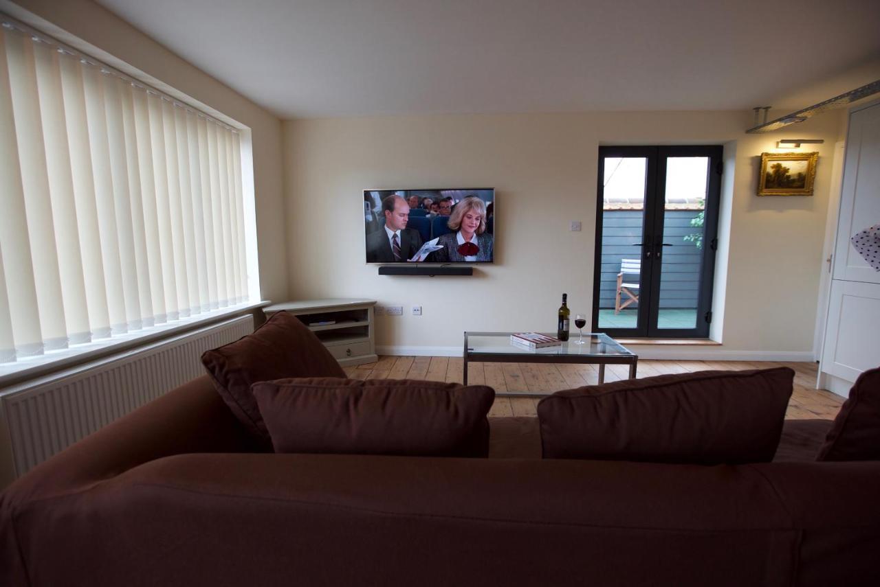 Spacious Apartment With Roof Terrace, Near The Waterfront, Ipswich Exterior photo