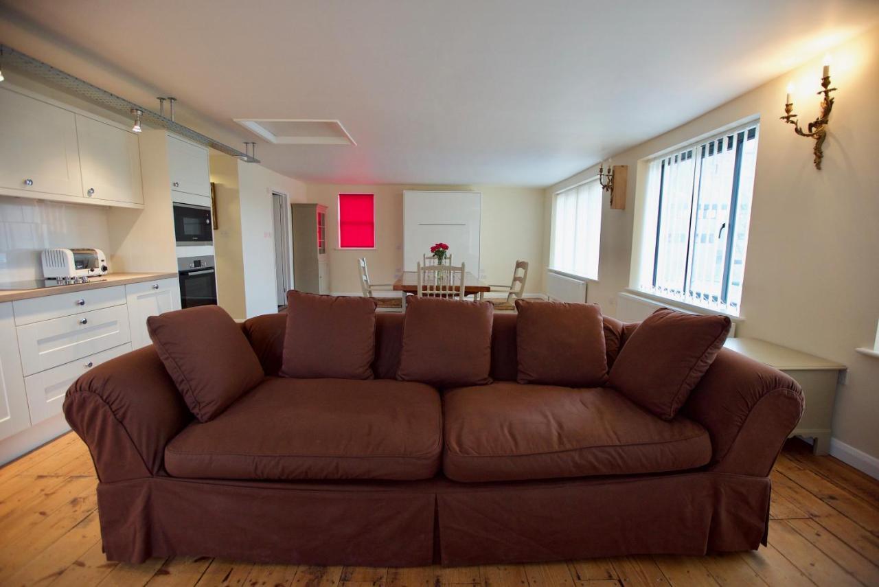 Spacious Apartment With Roof Terrace, Near The Waterfront, Ipswich Exterior photo